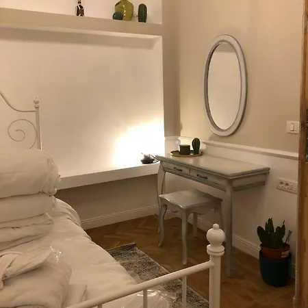 Holiday home Lascar Catargiu Bucharest