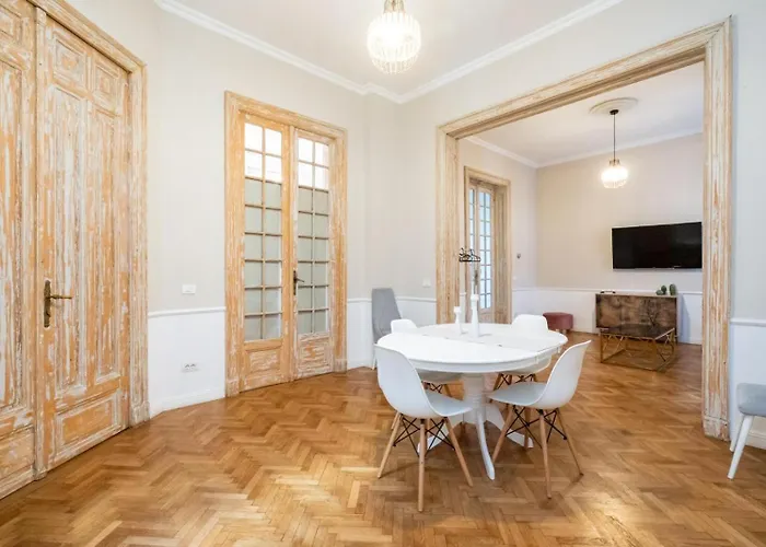 Lascar Catargiu Apartament